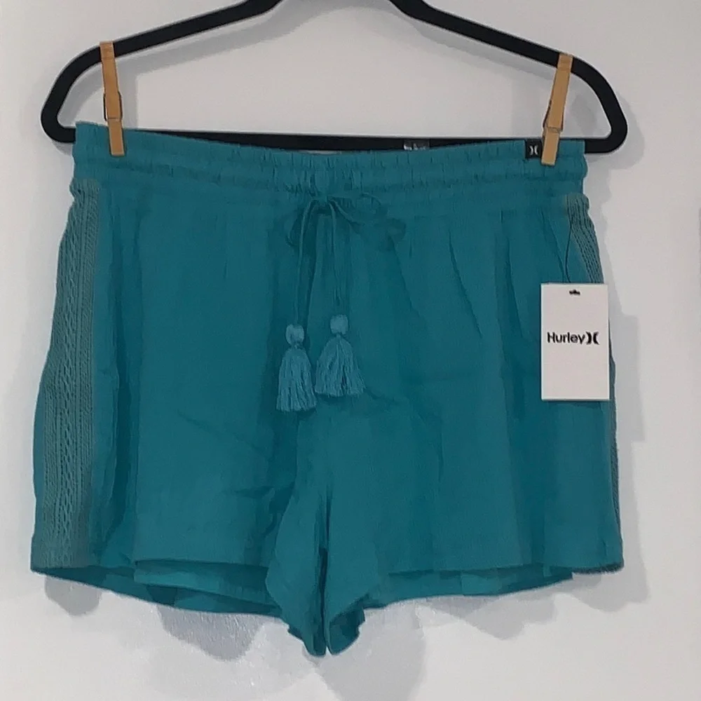 NWT Hurley Lana Crochet Trim Shorts S